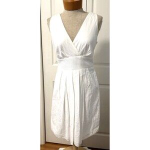 Corey P White Sleeveless V-Neck Eyelet Detail Dress Women Size 8 Knee Length NWT